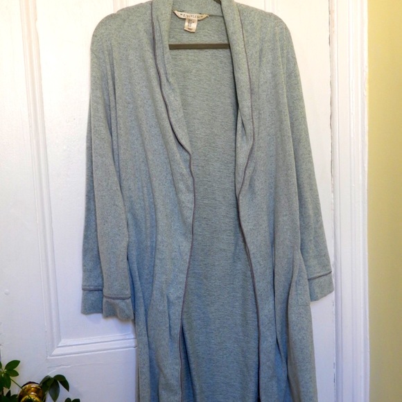 Light Green Dressing Gown/House Coat with pockets - Picture 3 of 4